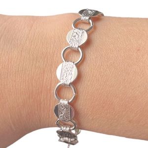 Sarah Coventry Bracelet Silver Tone Embossed Etched Round Link 7 1/4” Bracelet